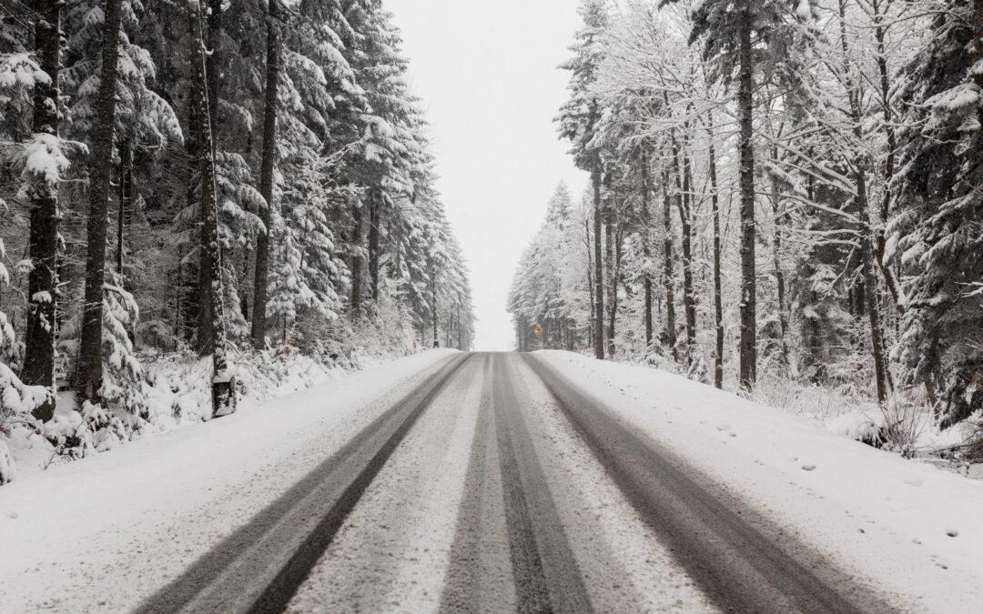 Jak usunąć sól drogową z karoserii?